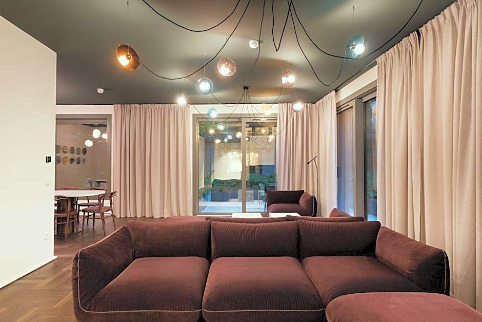 The Garden Suites by Suite030