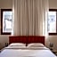 Larnaca LIV & CO Suites