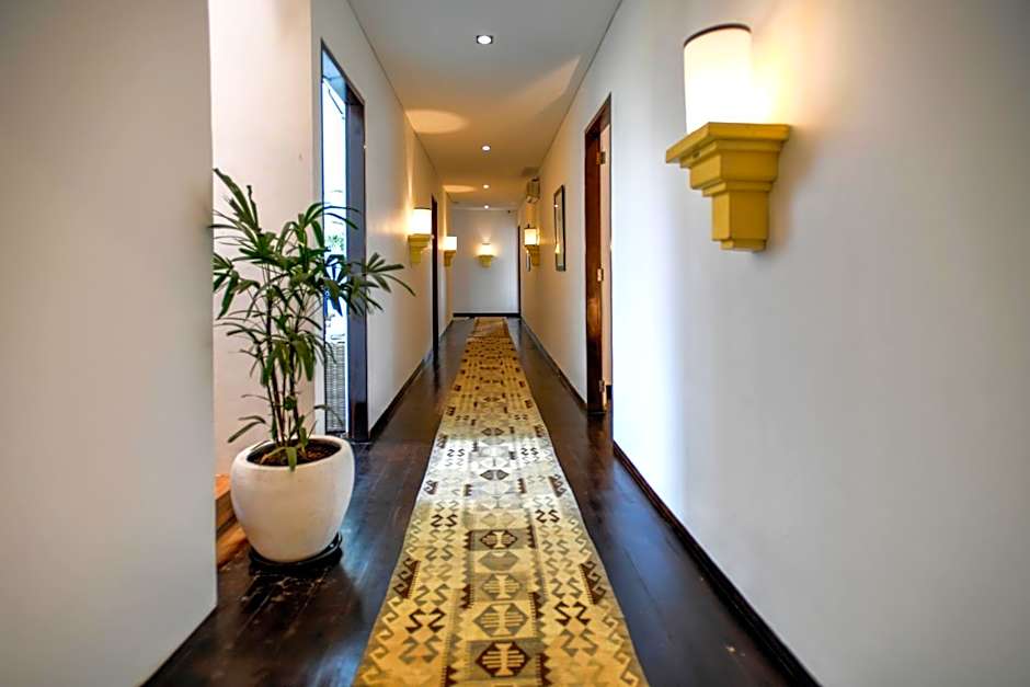 Melo Suites Hotel
