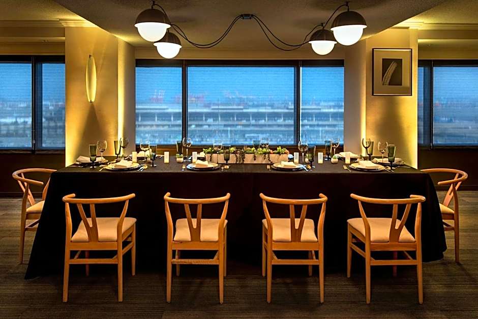 Newark Liberty International Airport Marriott