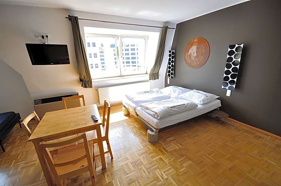 Five Elements Hostel
