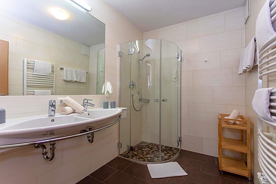Klawunn Hotel & Apartement