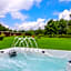 Paradise Lakeside Lodges