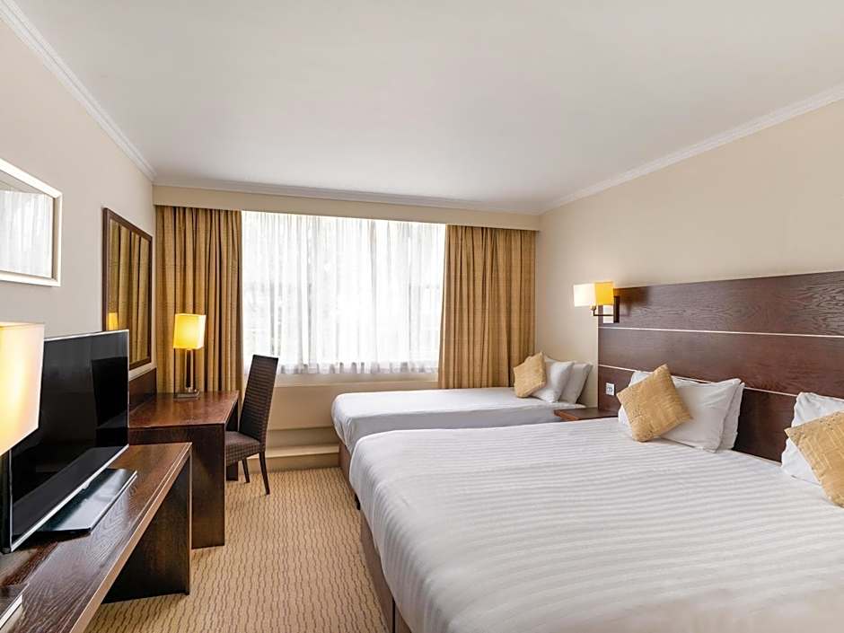Mercure Maidstone Great Danes Hotel