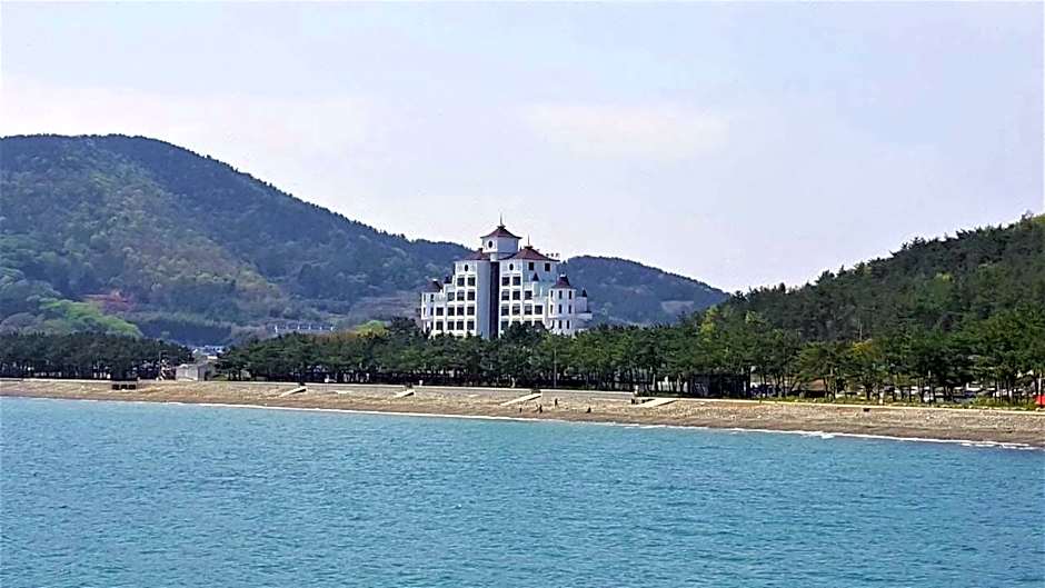 Namhae Beach Hotel