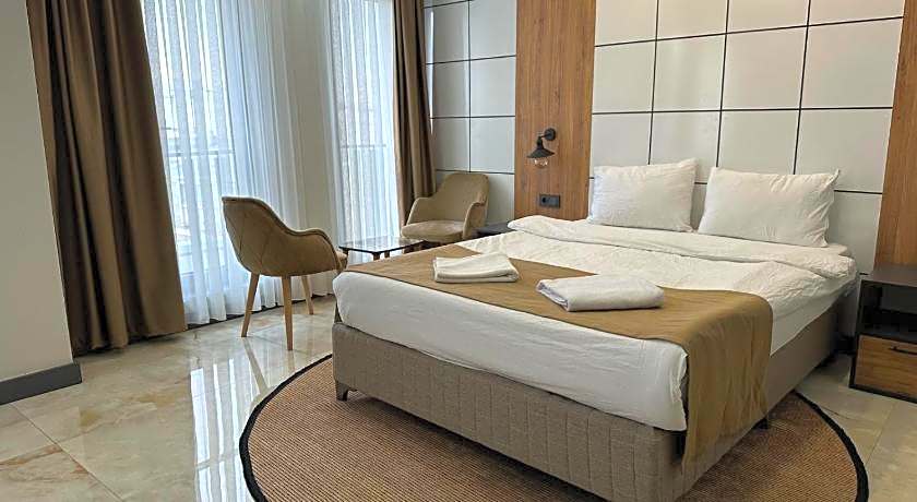 Pars Palas Hotel