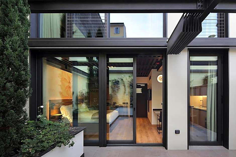 VERSOVERDE HOTEL Alzaia Naviglio Grande