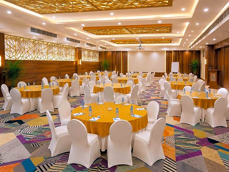 Aura Suites