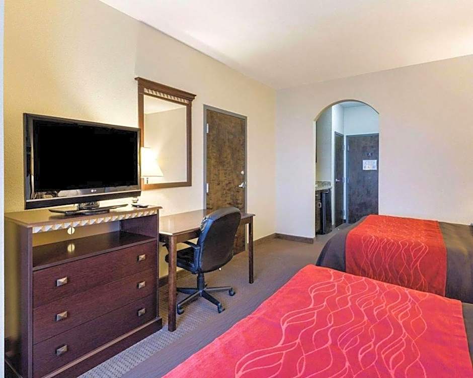 Comfort Inn & Suites Winnie