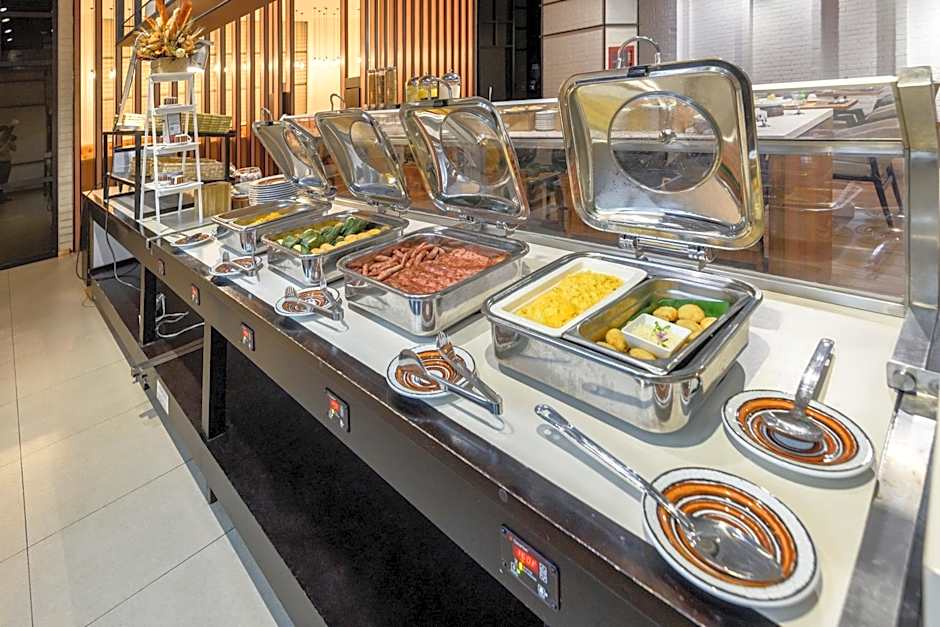 Eb Hotel By Eurobuilding Quito Airport