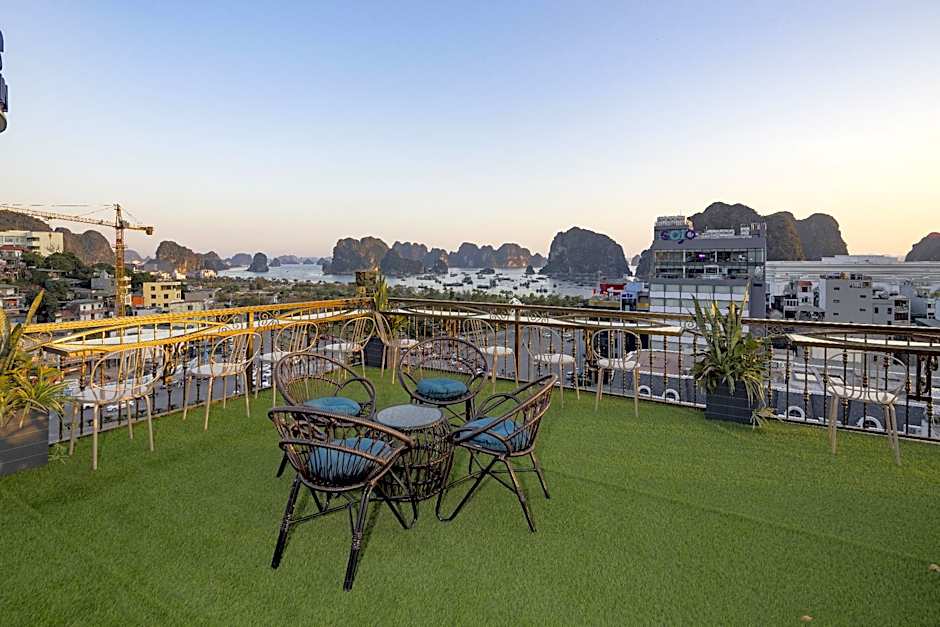 Diamond Luxury Hotel