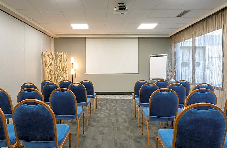 Kyriad Creteil - Bonneuil sur Marne