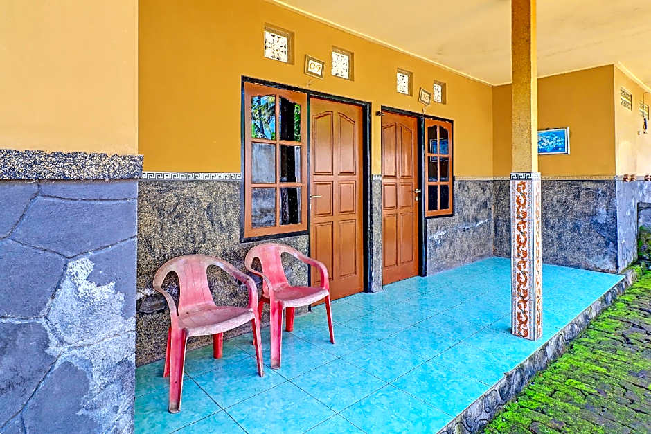 Hotel O Sekar Jagat Near Pantai Baluk Rening