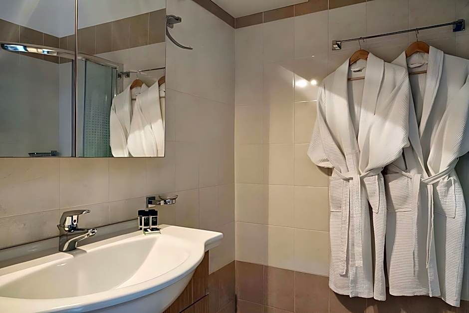Skiathos Luxury Living