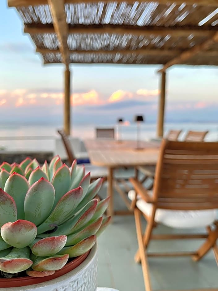 Nelinda Waterfront Accommodation