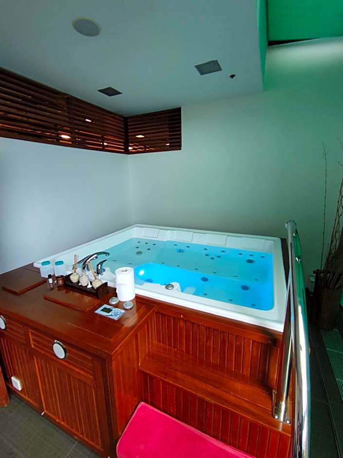 Bosmal Arjaan by Rotana