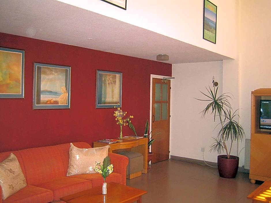 Onisillos Hotel
