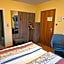 Villa Bruderfels, Garni