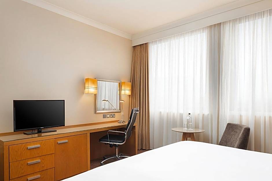 Crowne Plaza London Ealing By IHG