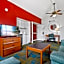 La Quinta Inn by Wyndham Costa Mesa / Newport Beach