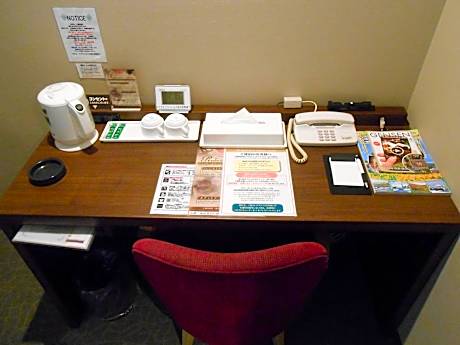 Twin Room - Non-Smoking