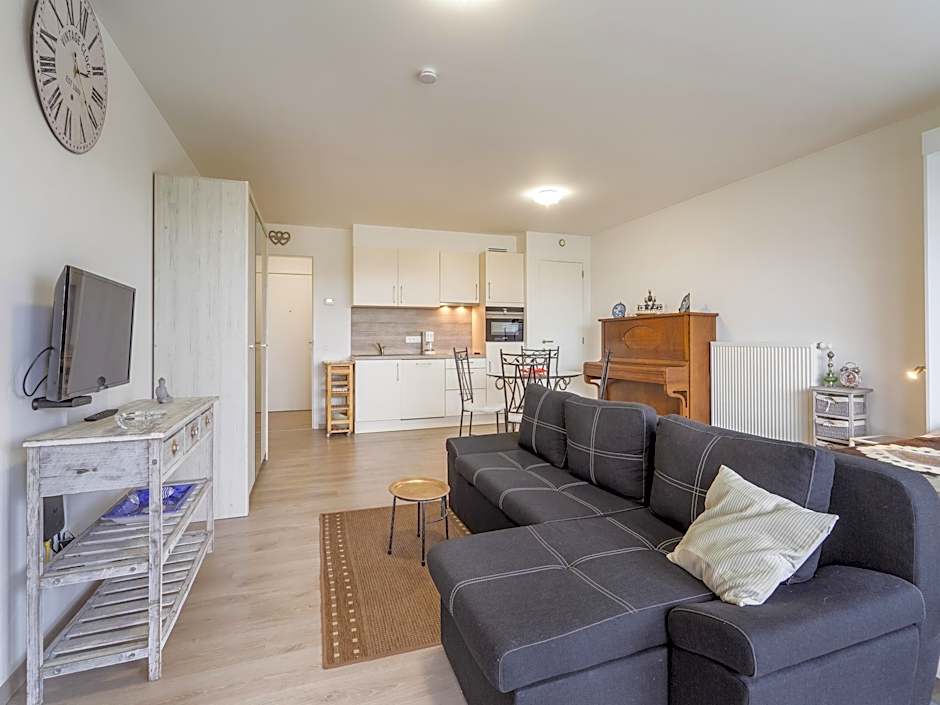 Photo 1 of 40 of Spacious studio with storage room