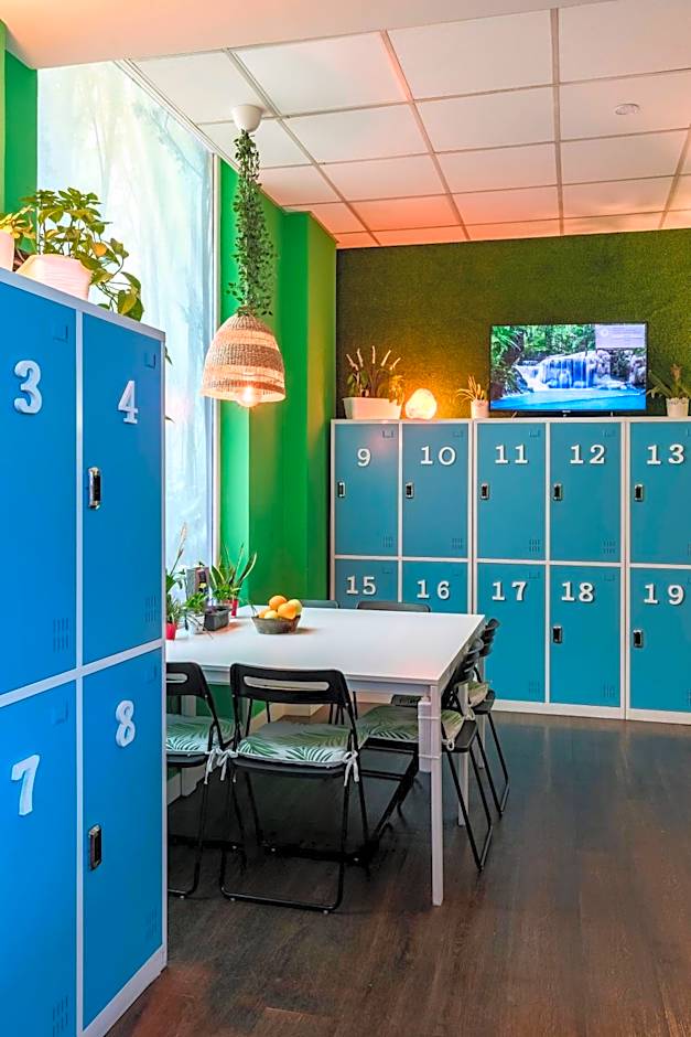 OXYGEN HOSTEL Capsula