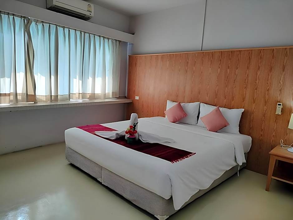 S2S Queen Trang Hotel