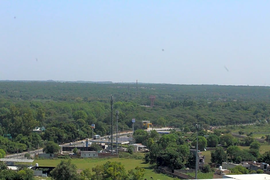 Golden Suites Gurugram by Inde Hotels