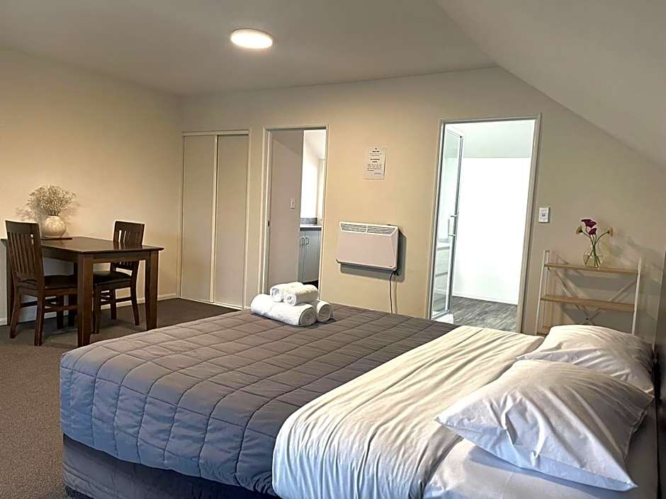 Alcala Motor Lodge