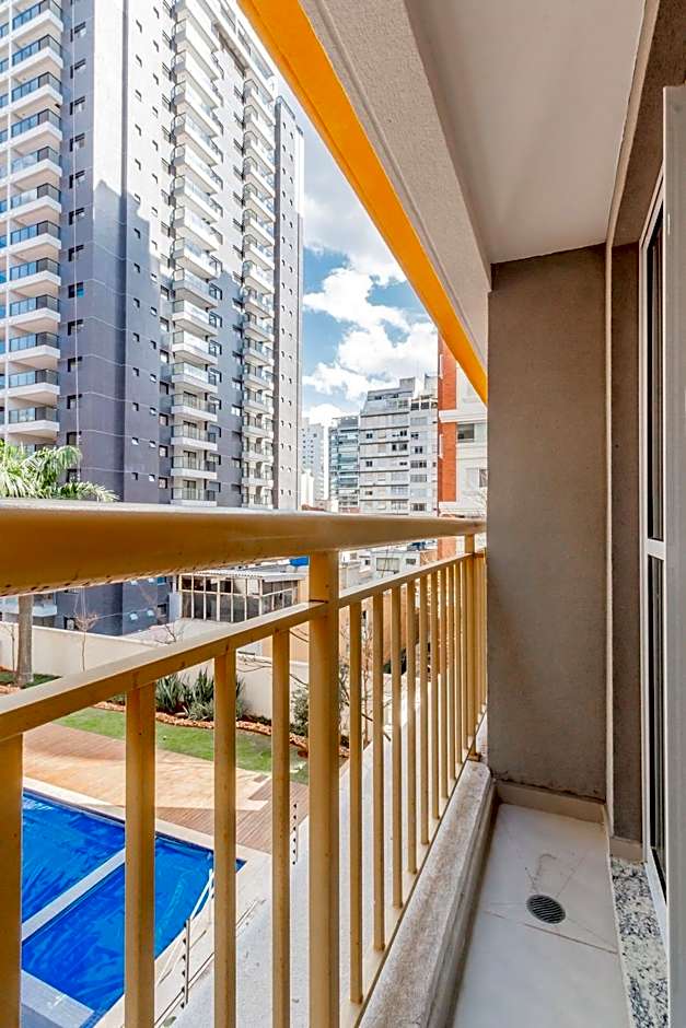 Studio in Jardins next to the Oscar Freire metro