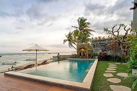 Utama Villas Beach Front Candidasa