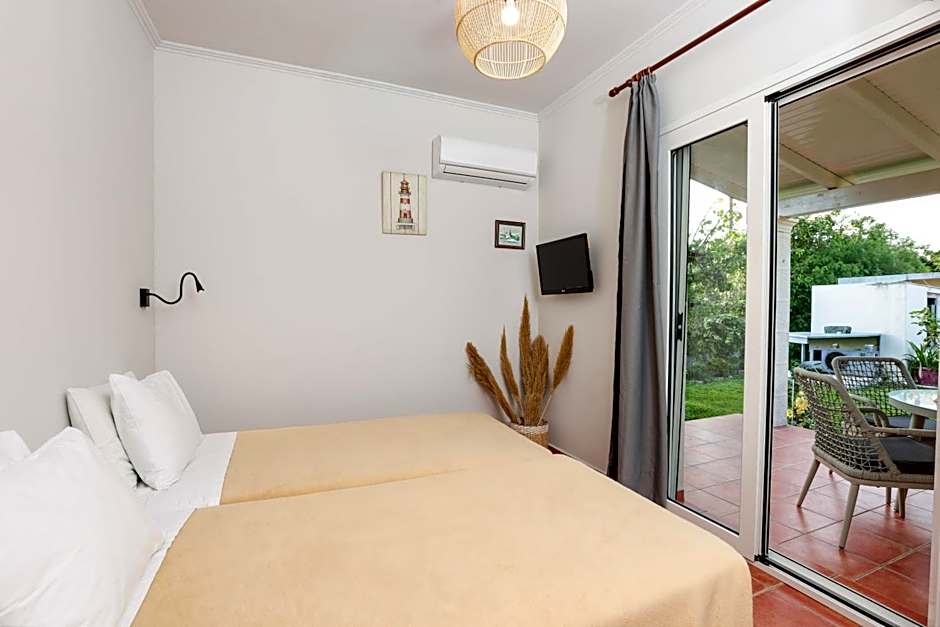 Three Stars Beach Hotel