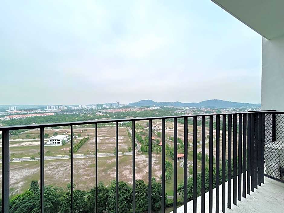 Trefoil by Manhattan Group