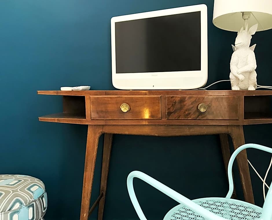 Bad - B&B And Design