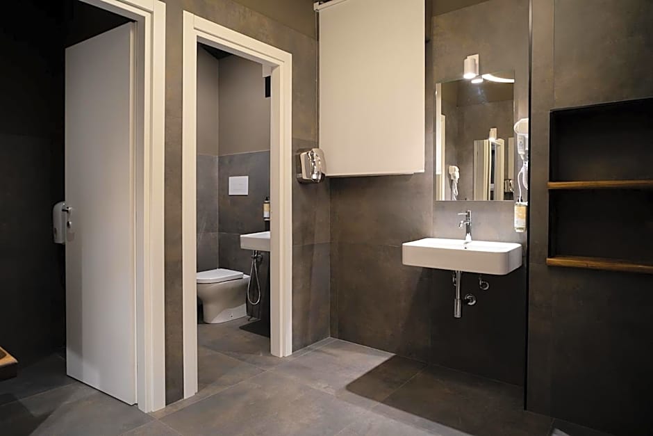 Hostelò - Luxury Hostel