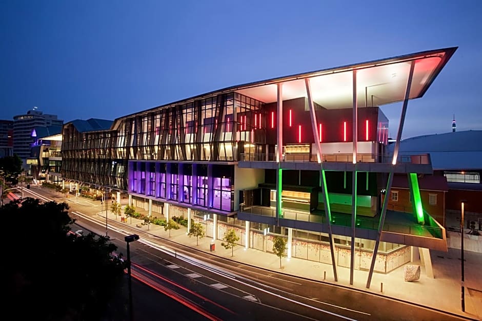 Evolution Apartments