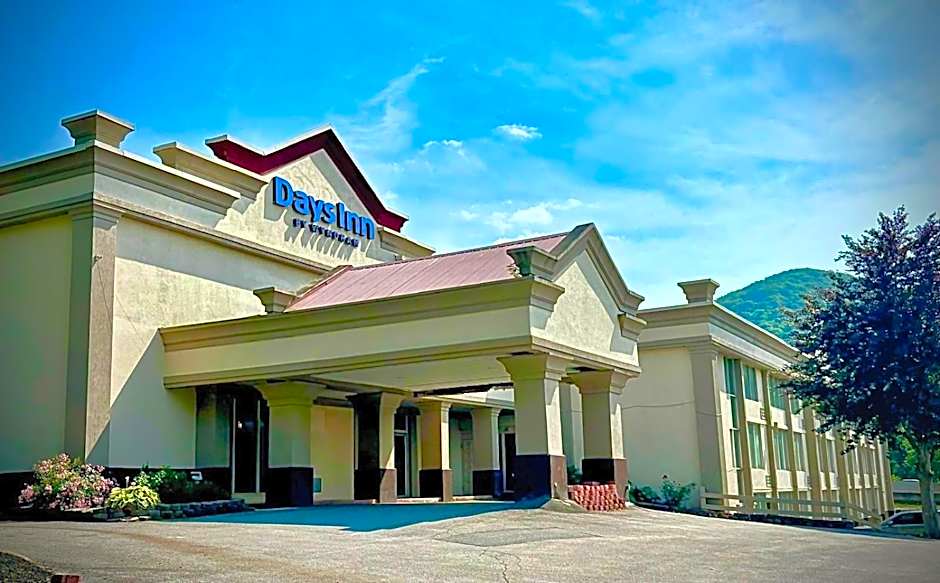Days Inn by Wyndham Williamsport