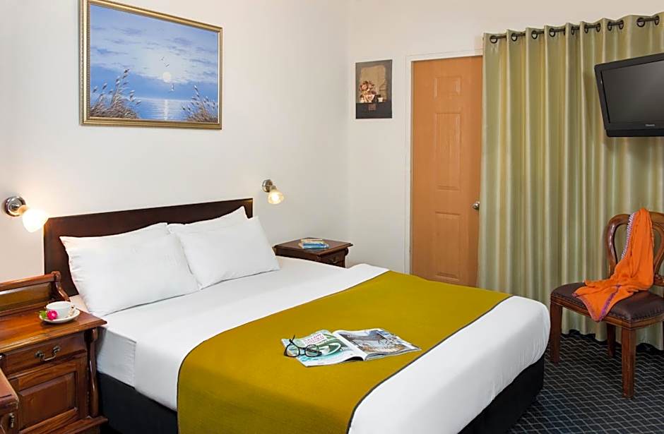 Photo 1 of 6 of Double or Twin Room