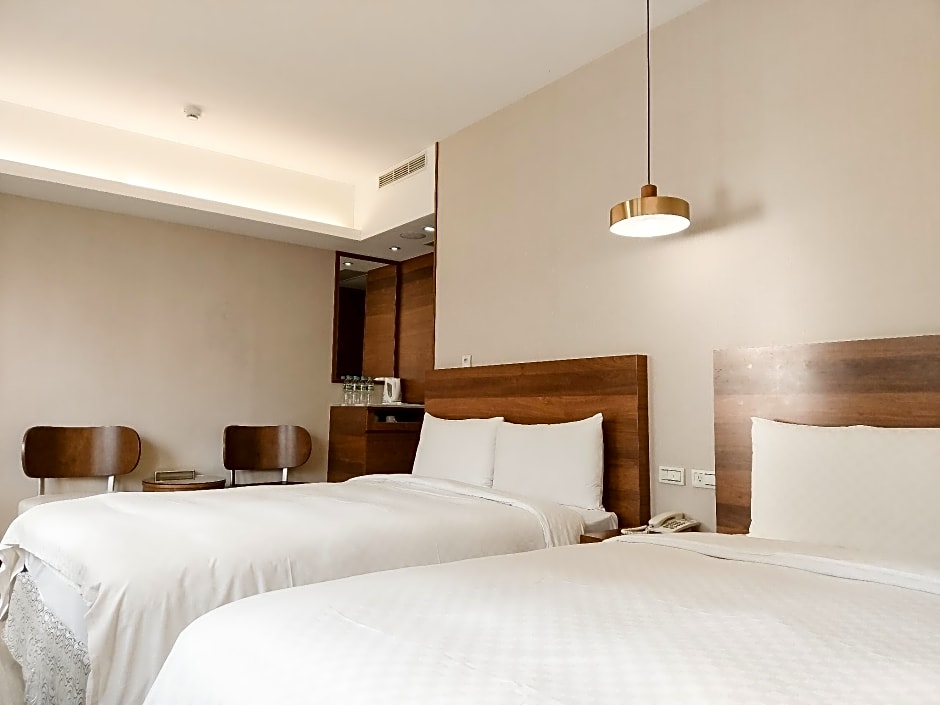 CHECK inn Express Taipei Station