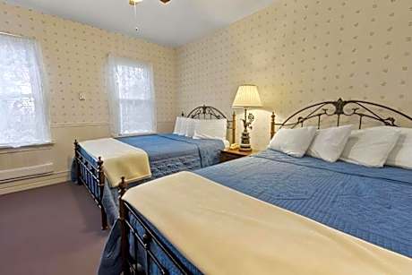 Double Queen Room