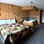 Vacationland Inn & Suites