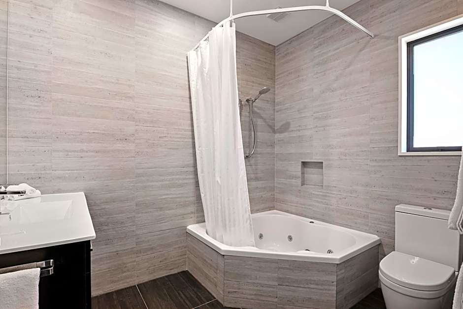 Grand Suites Murchison