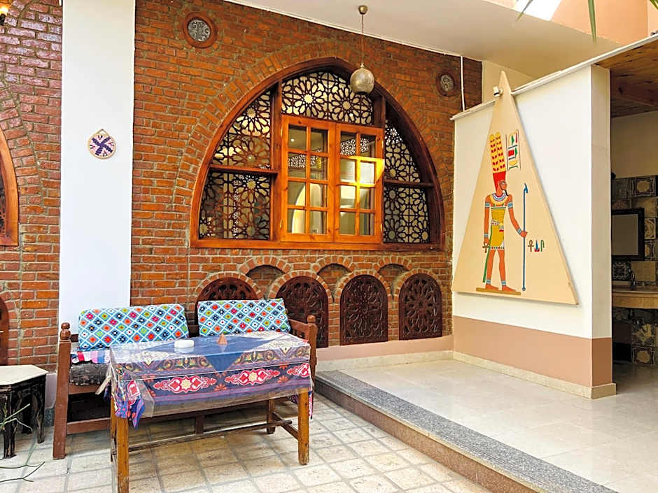 Amon Hotel