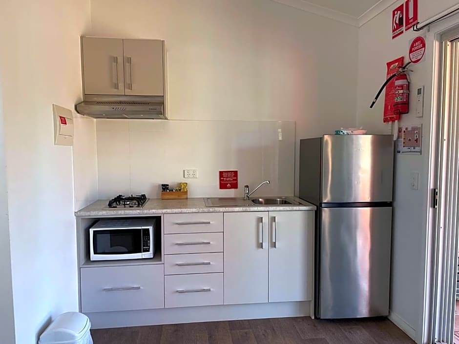 Cobar Caravan Park