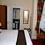 Wimblehurst Hotel