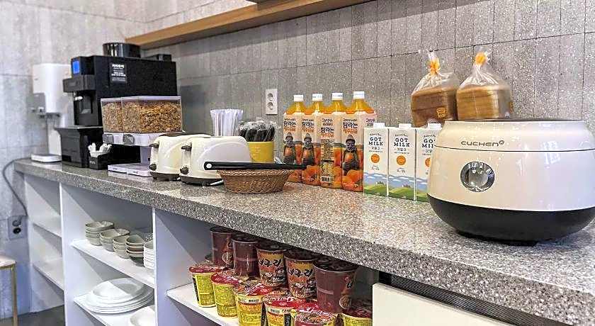 Yangsan Seochang Brown Dot Hotel