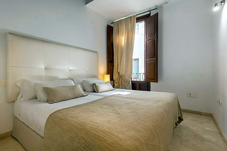 Elvira Suites