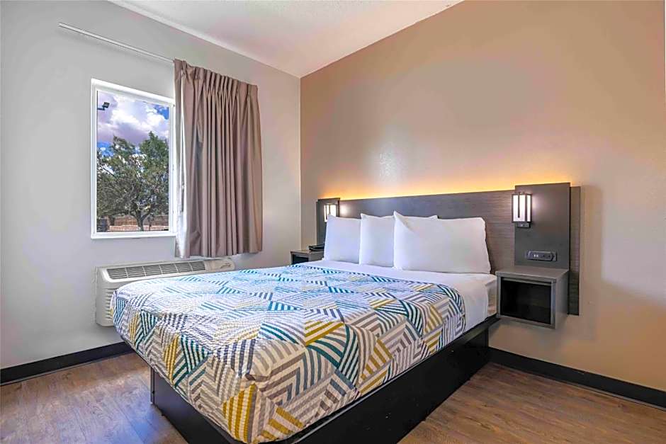 Motel 6-Albuquerque, NM - North