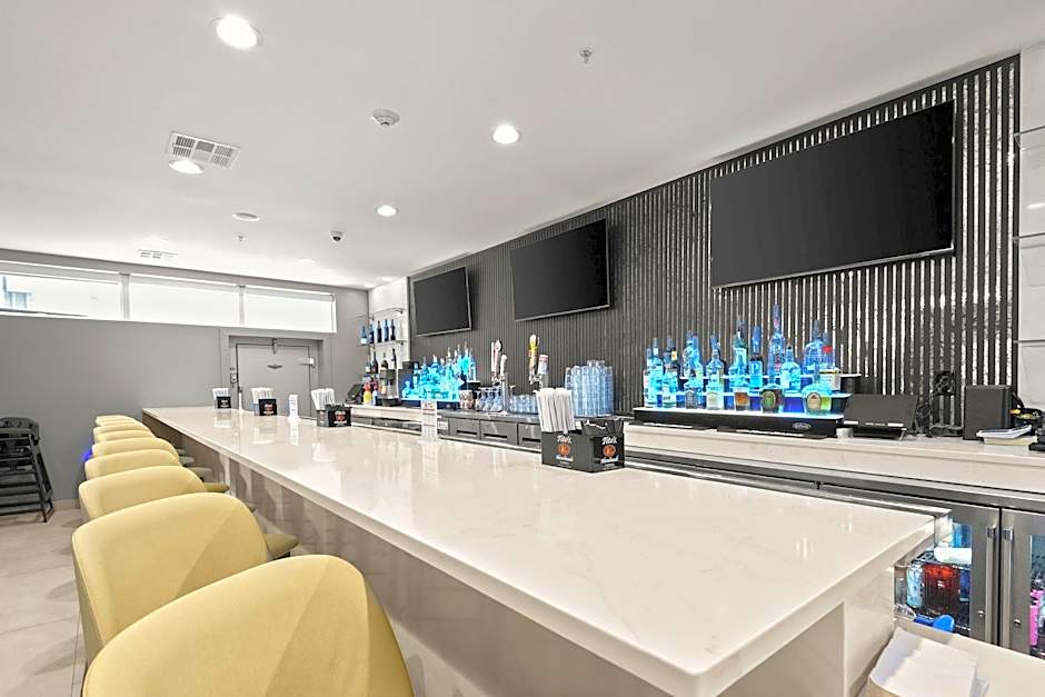 Holiday Inn Gonzales by IHG